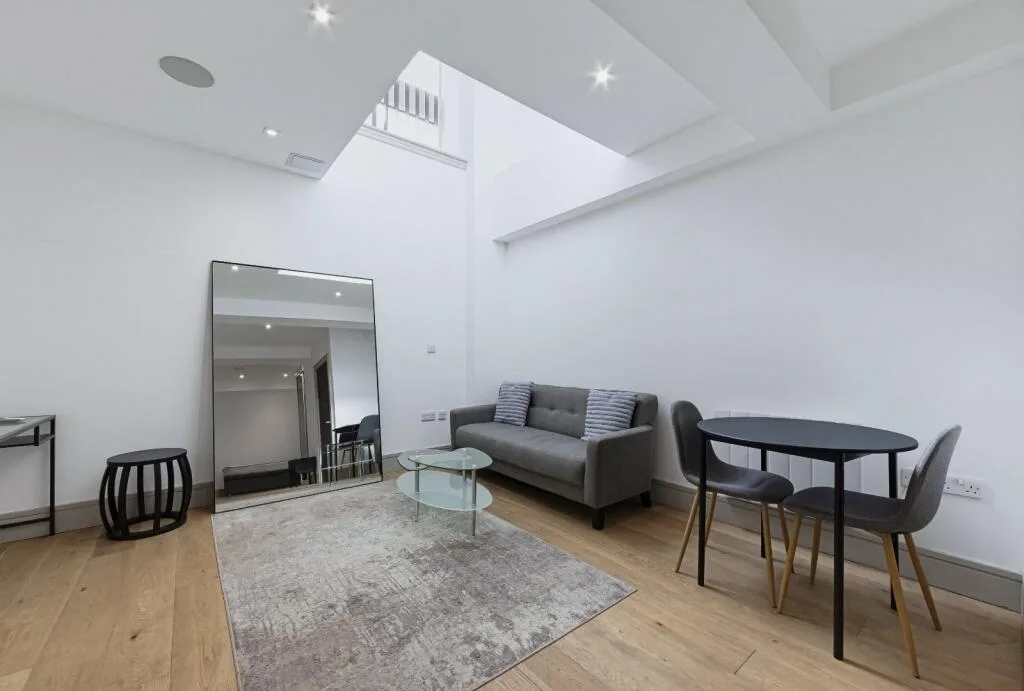 Studio apartment for rent