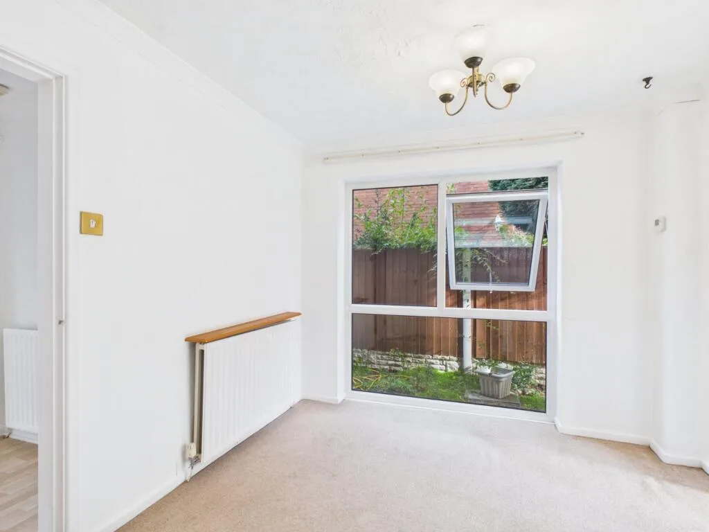 4 bedroom detached house for rent