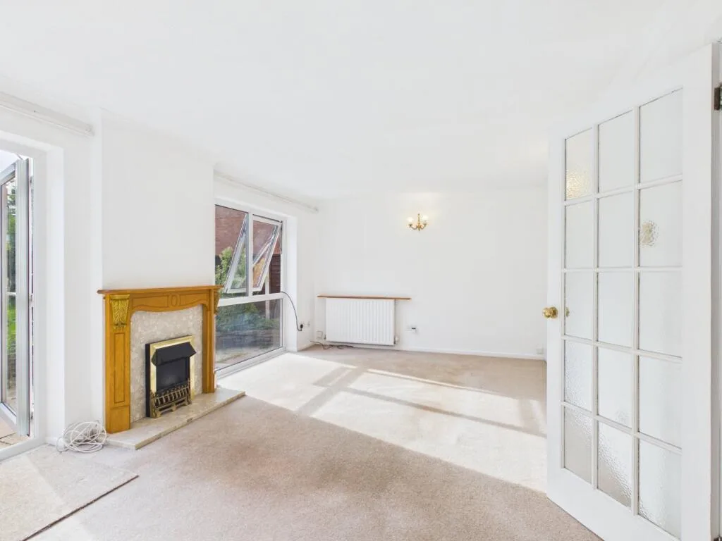 4 bedroom detached house for rent