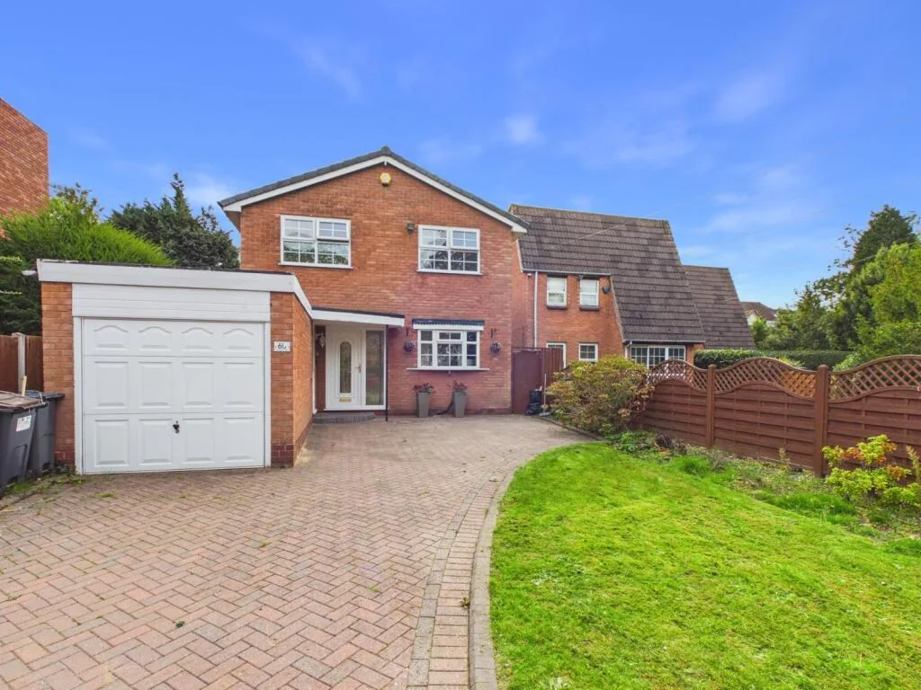 4 bedroom detached house for rent
