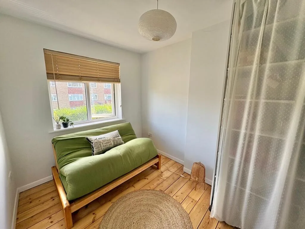 3 bedroom semi-detached house for rent