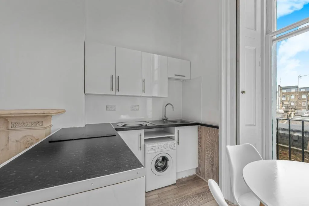 Studio apartment for rent
