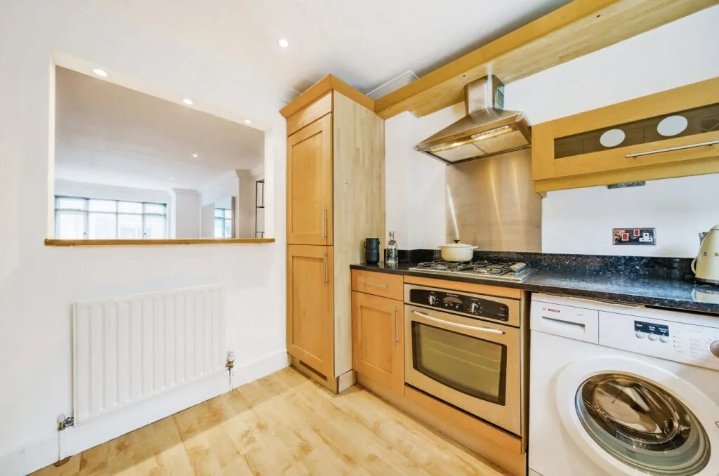 2 bedroom flat for rent