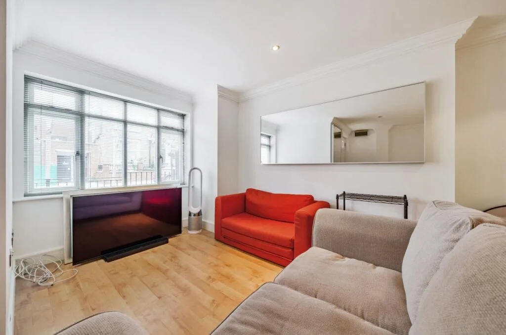 2 bedroom flat for rent