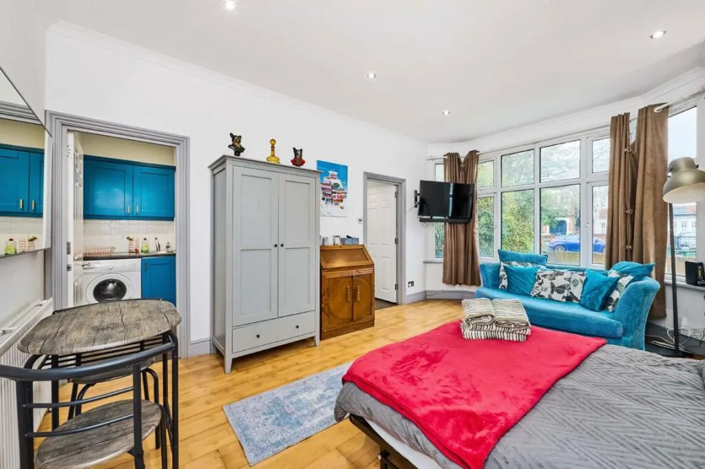 1 bedroom flat for rent