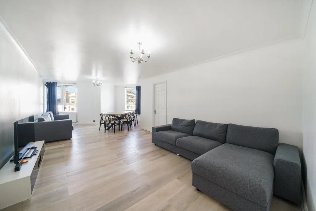 3 bedroom flat for rent