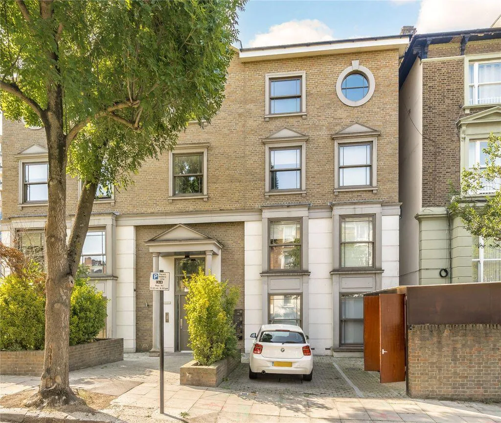 3 bedroom flat for rent