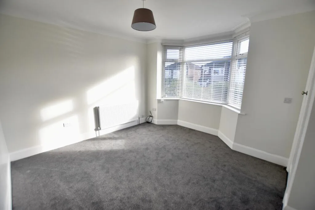 3 bedroom semi-detached house for rent