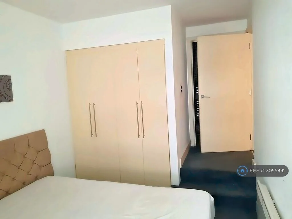 2 bedroom penthouse for rent