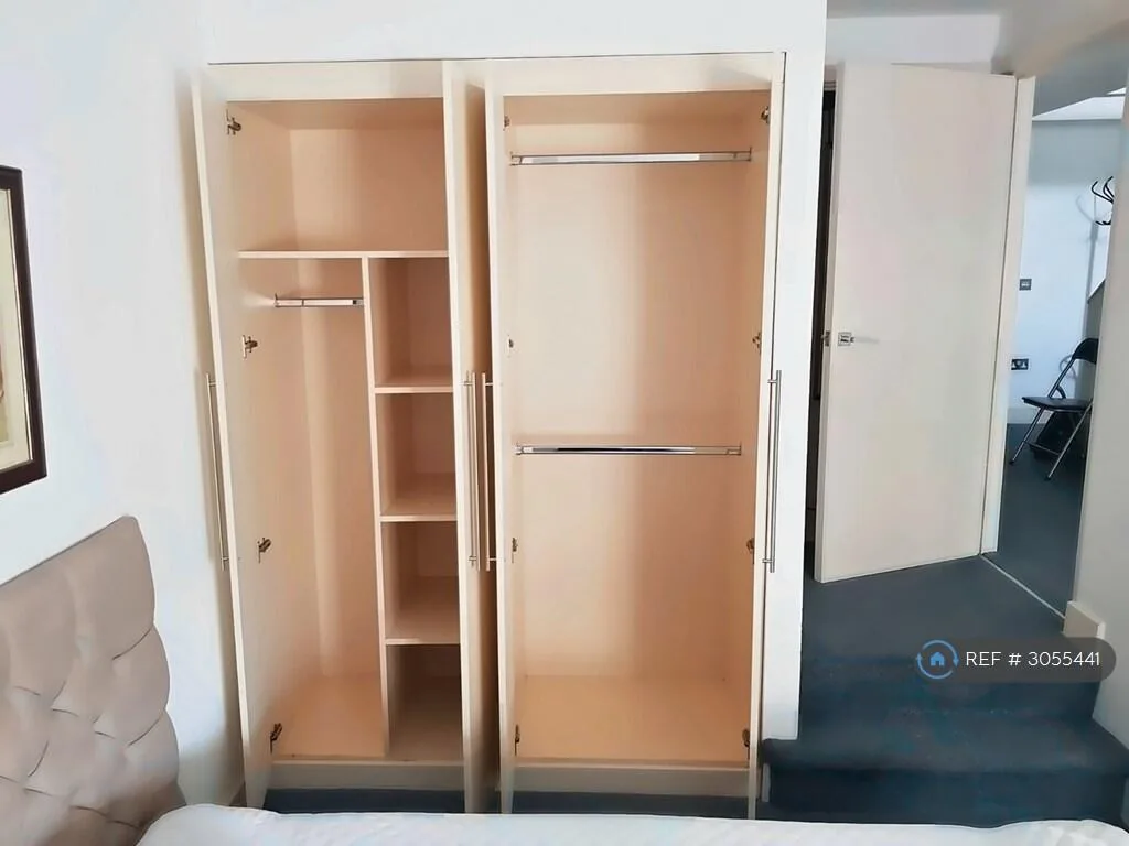 2 bedroom penthouse for rent