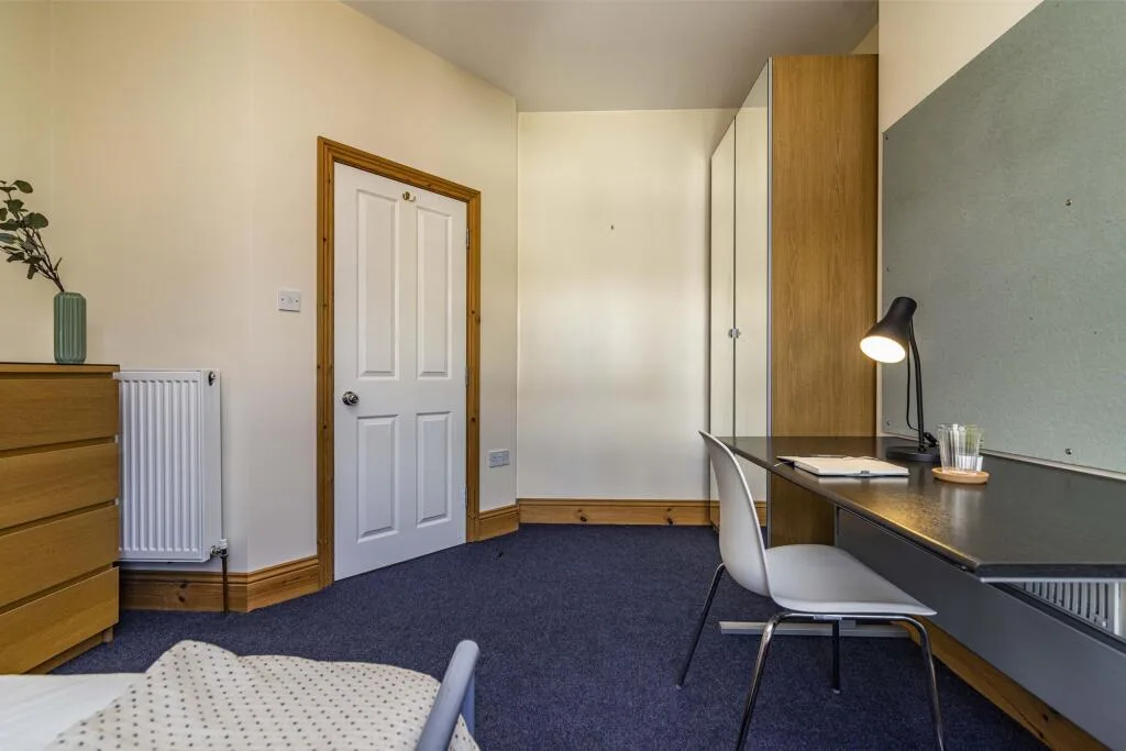 1 bedroom house of multiple occupation for rent