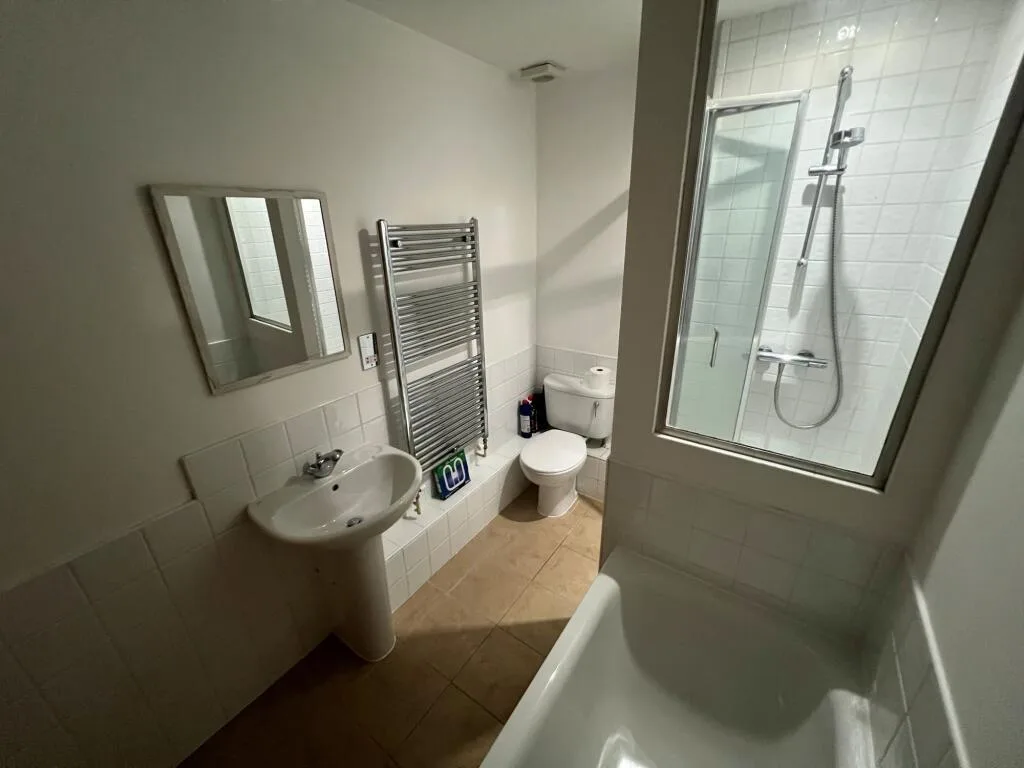2 bedroom flat for rent