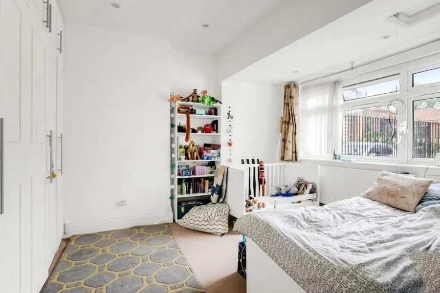 3 bedroom ground floor flat for rent