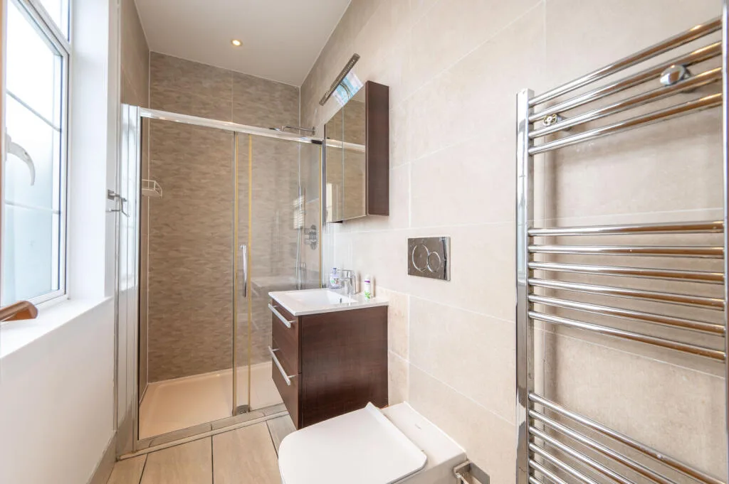3 bedroom flat for rent