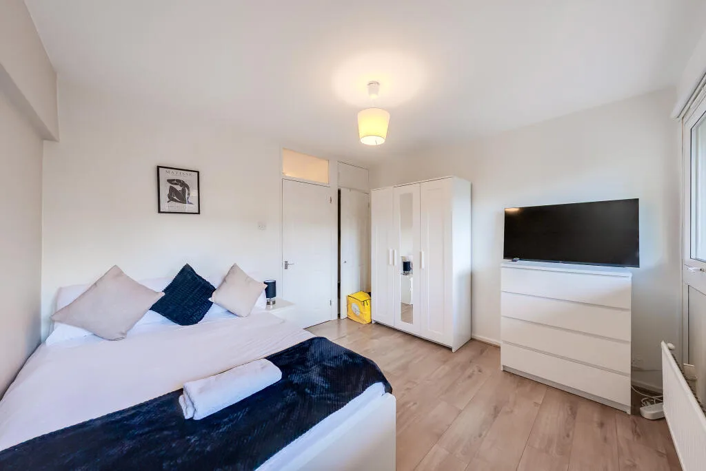 3 bedroom flat for rent