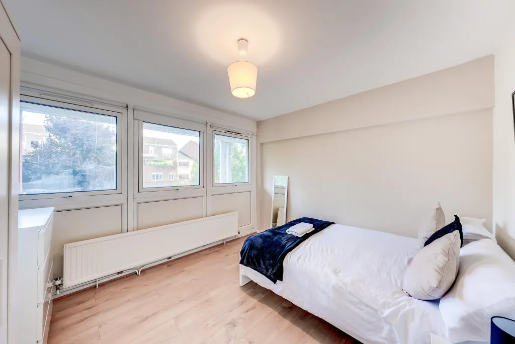 3 bedroom flat for rent