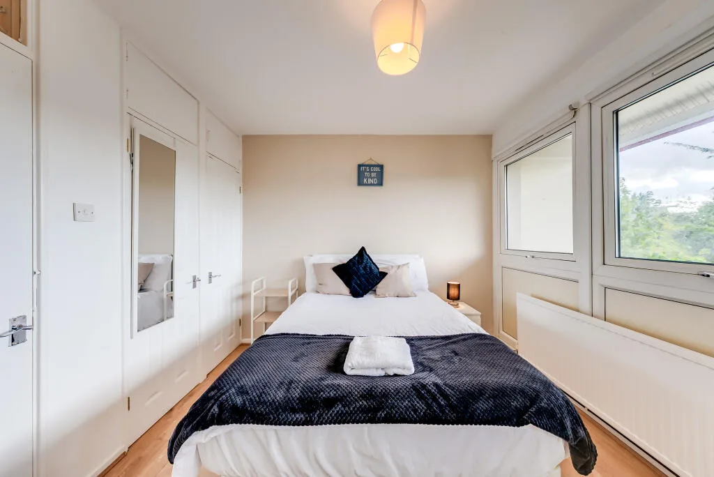 3 bedroom flat for rent
