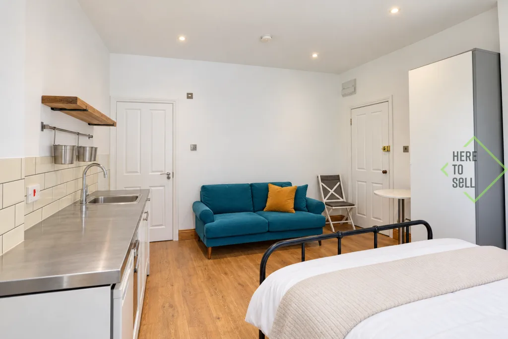 Studio flat for rent