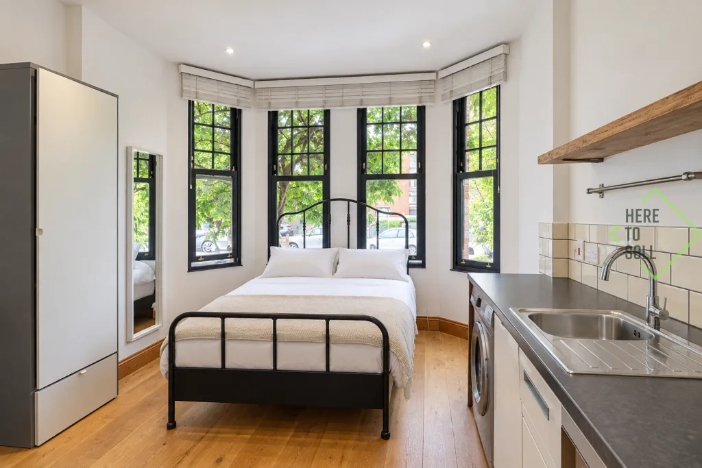 Studio flat for rent