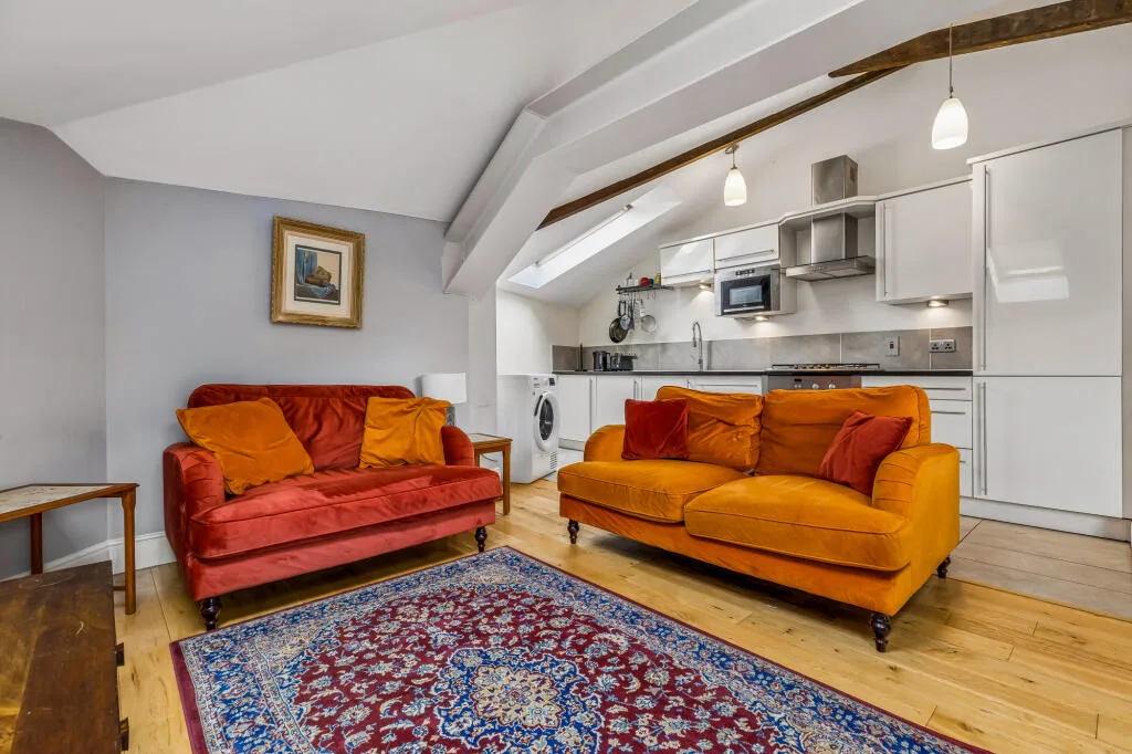 2 bedroom apartment for rent