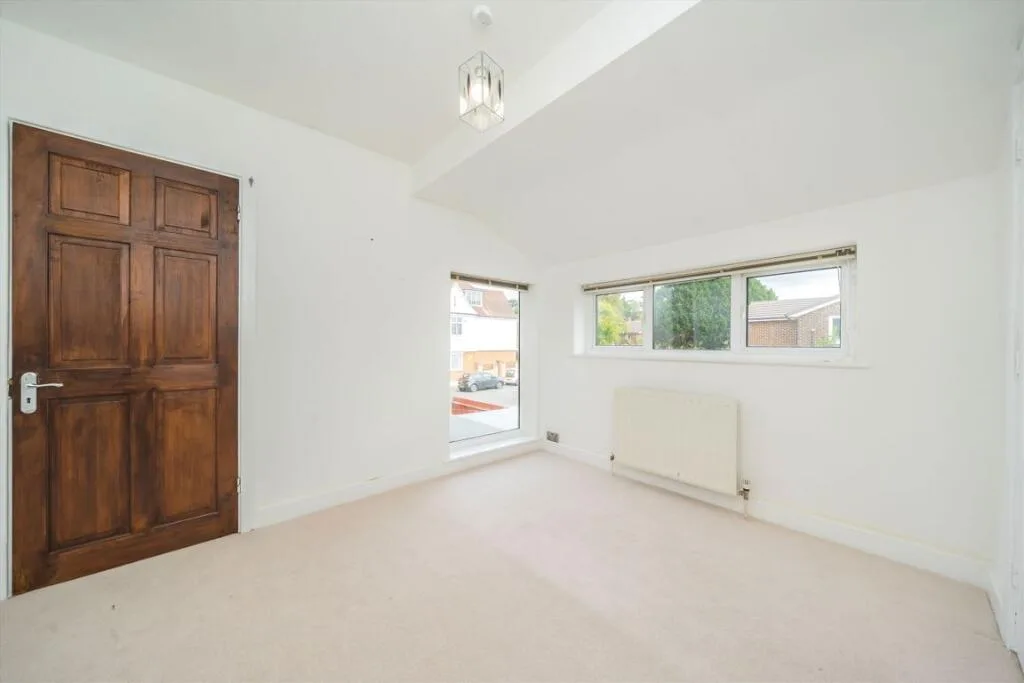 4 bedroom detached house for rent
