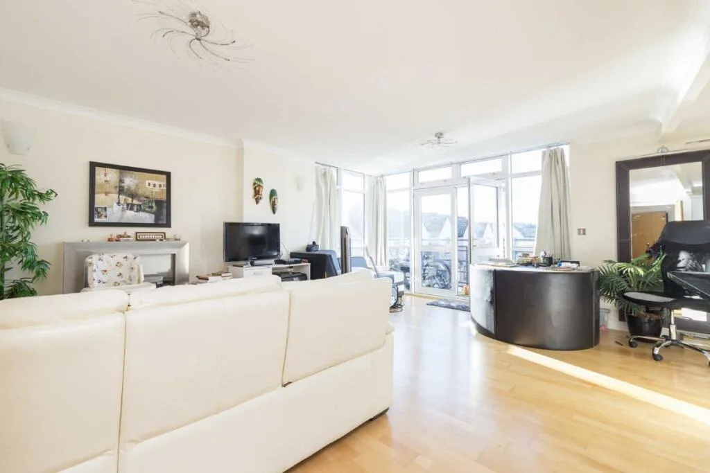 2 bedroom flat for rent