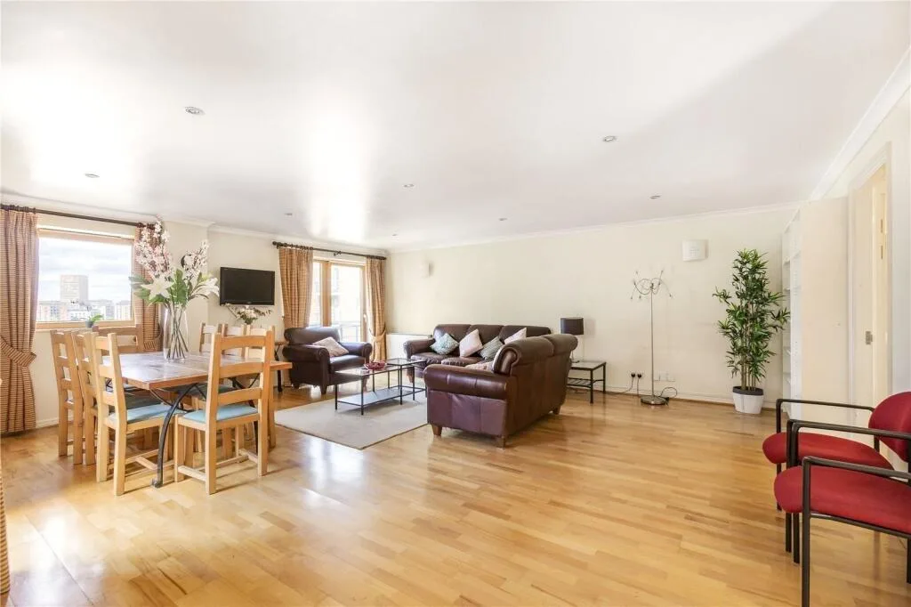 4 bedroom apartment for rent