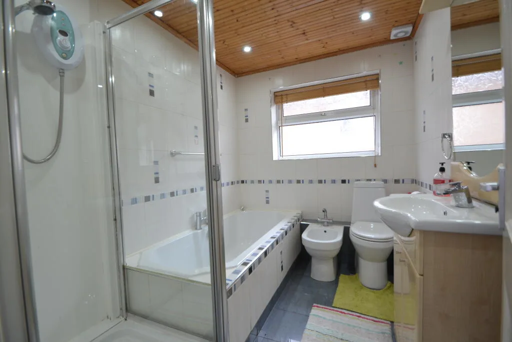 4 bedroom house for rent