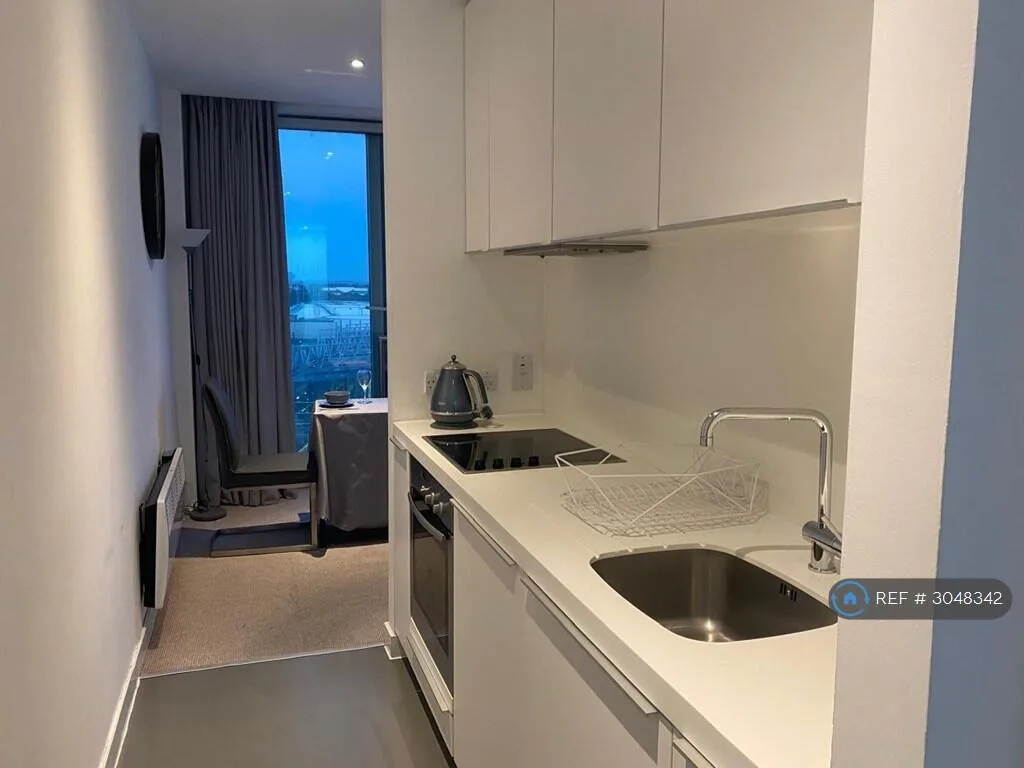 Studio flat for rent
