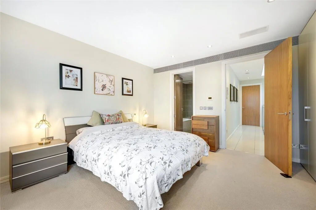 4 bedroom flat for rent