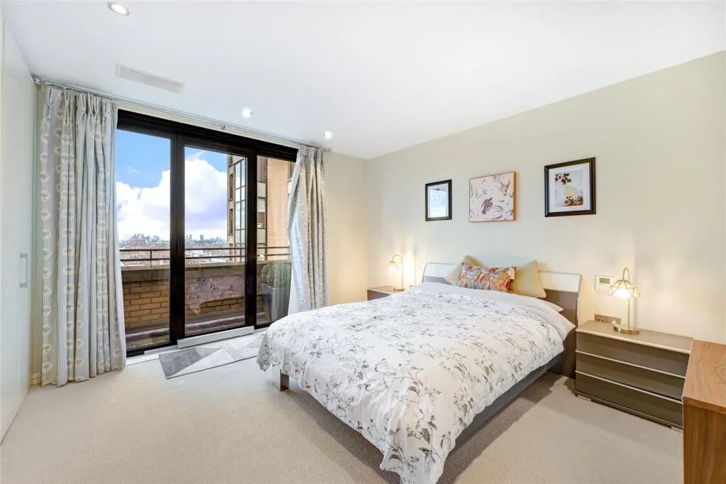 4 bedroom flat for rent