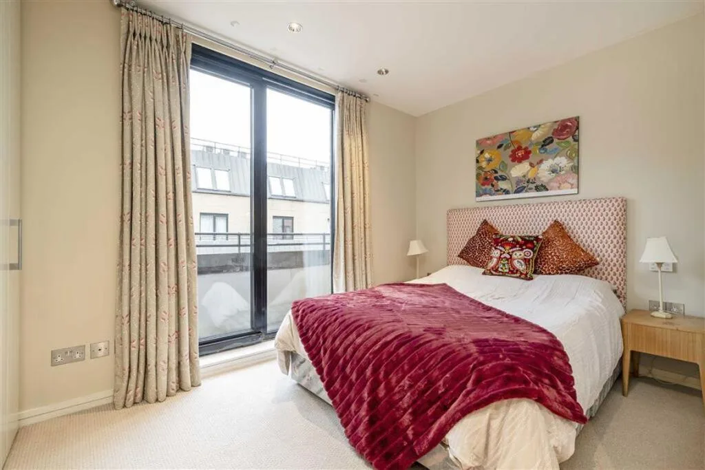 4 bedroom flat for rent