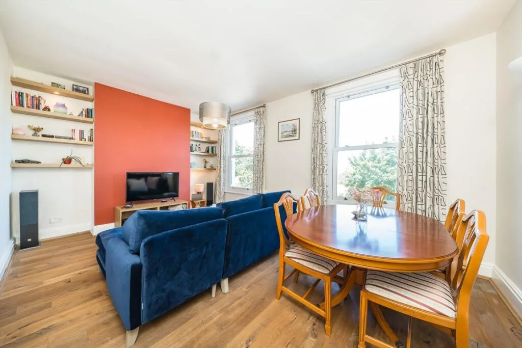 2 bedroom flat for rent
