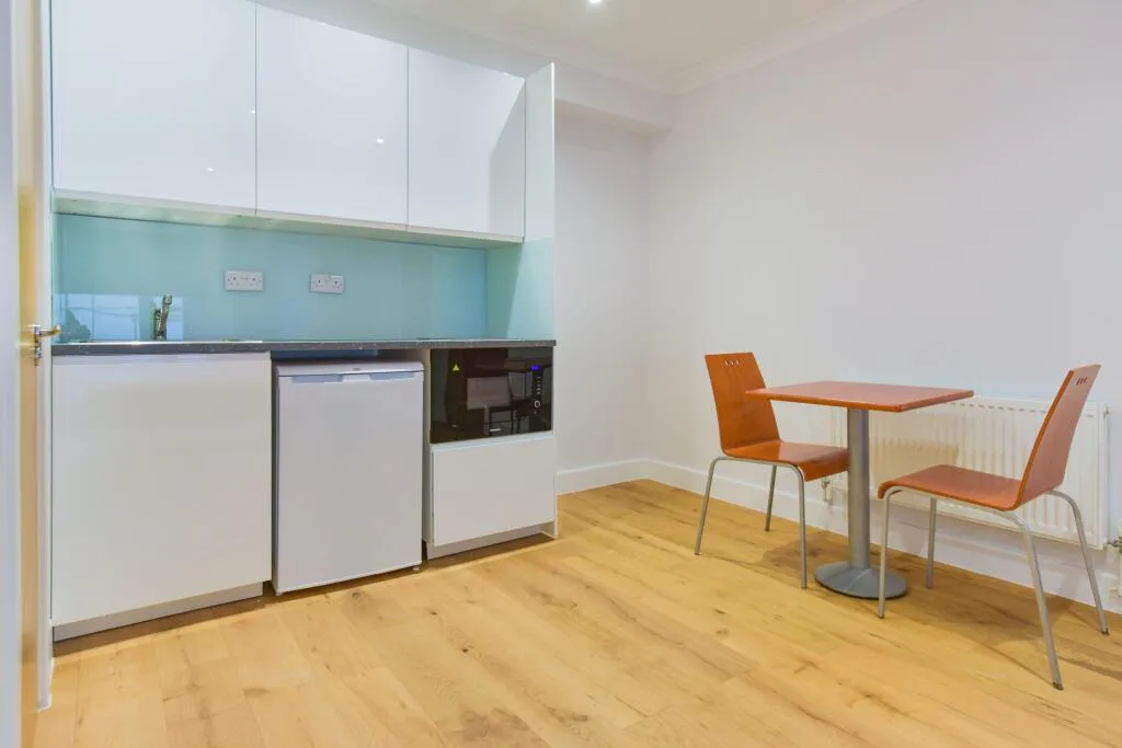 Studio flat for rent