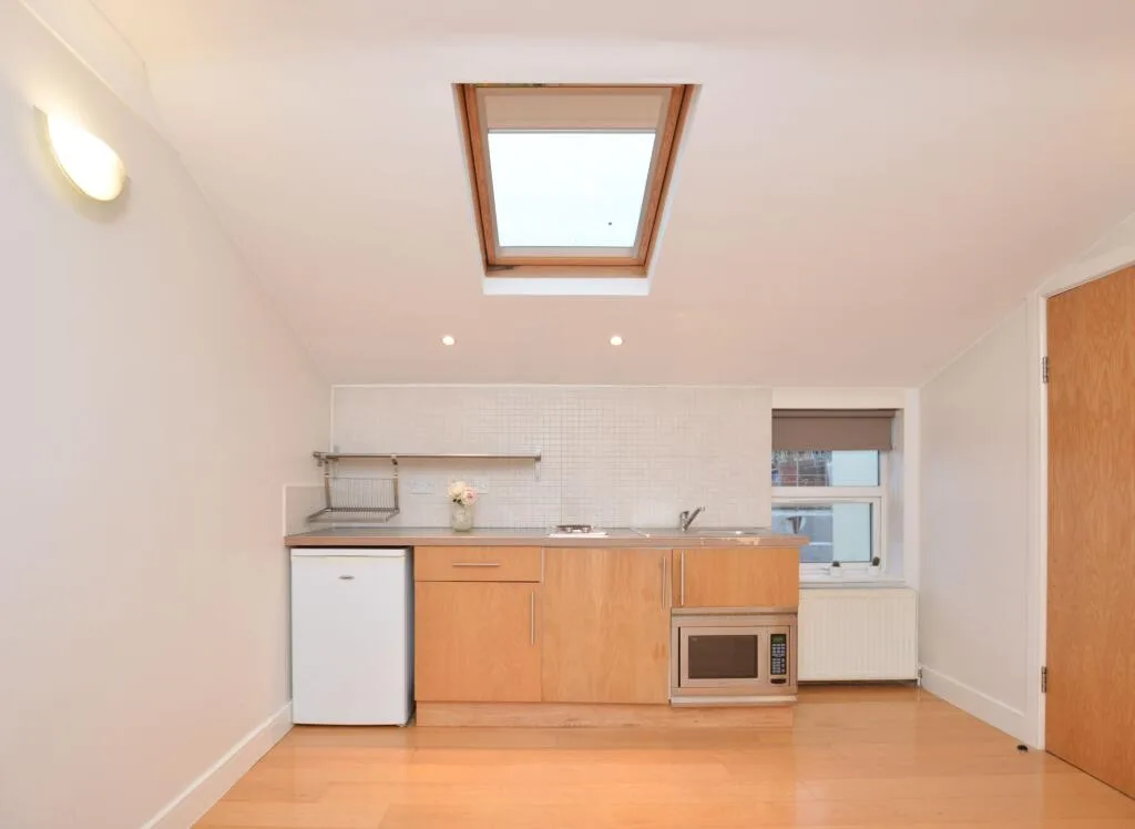 Studio flat for rent