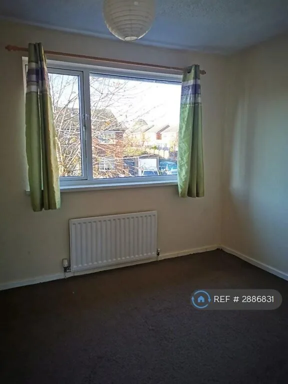 2 bedroom semi-detached house for rent