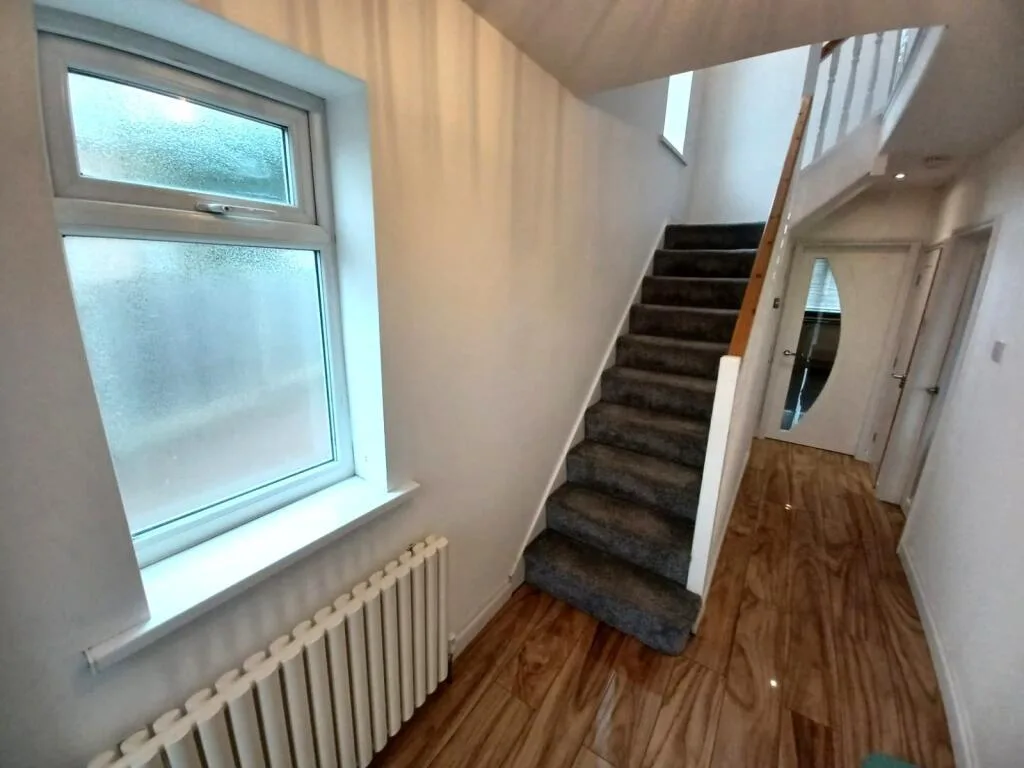 3 bedroom semi-detached house for rent