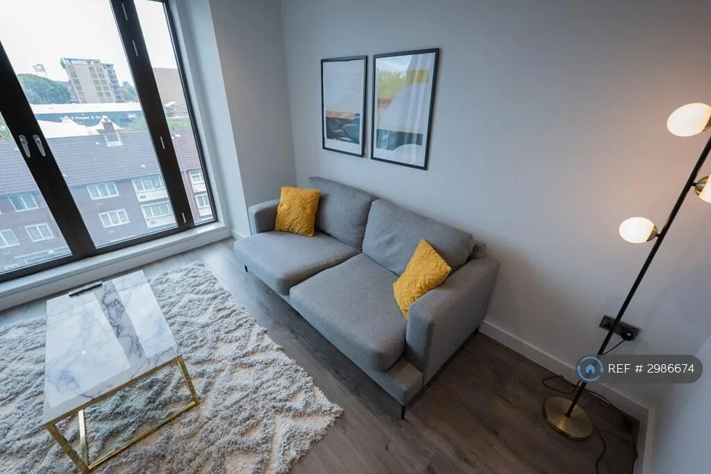 2 bedroom flat for rent