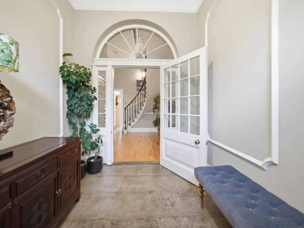 5 bedroom house for rent