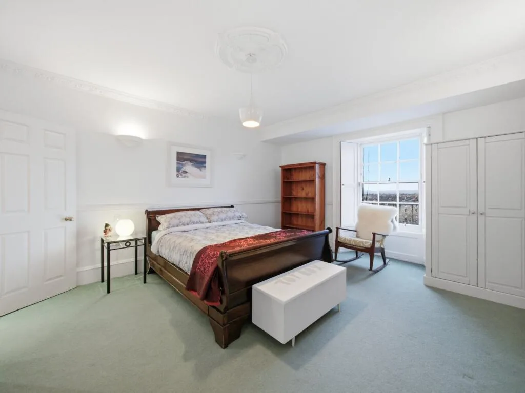 5 bedroom house for rent