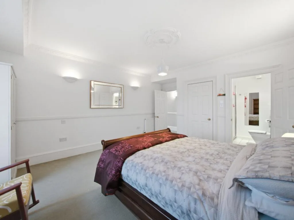 5 bedroom house for rent