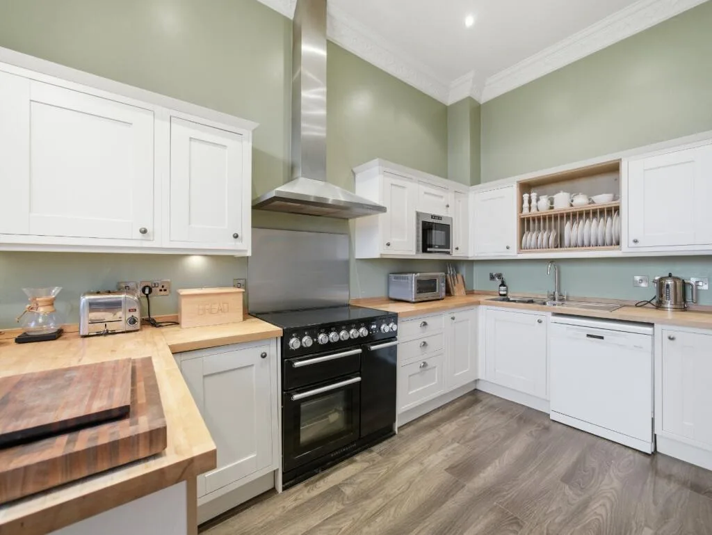 5 bedroom house for rent