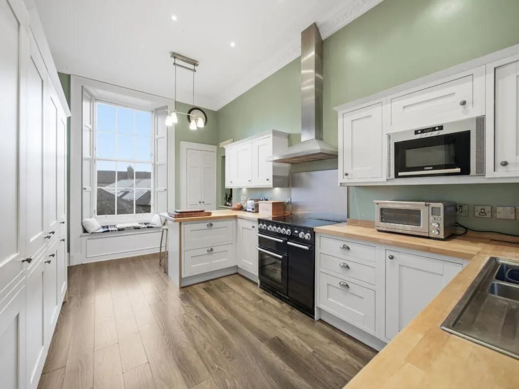 5 bedroom house for rent