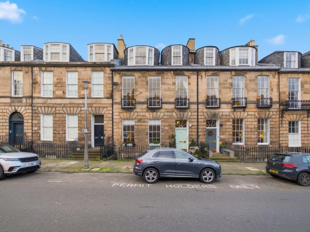 5 bedroom house for rent