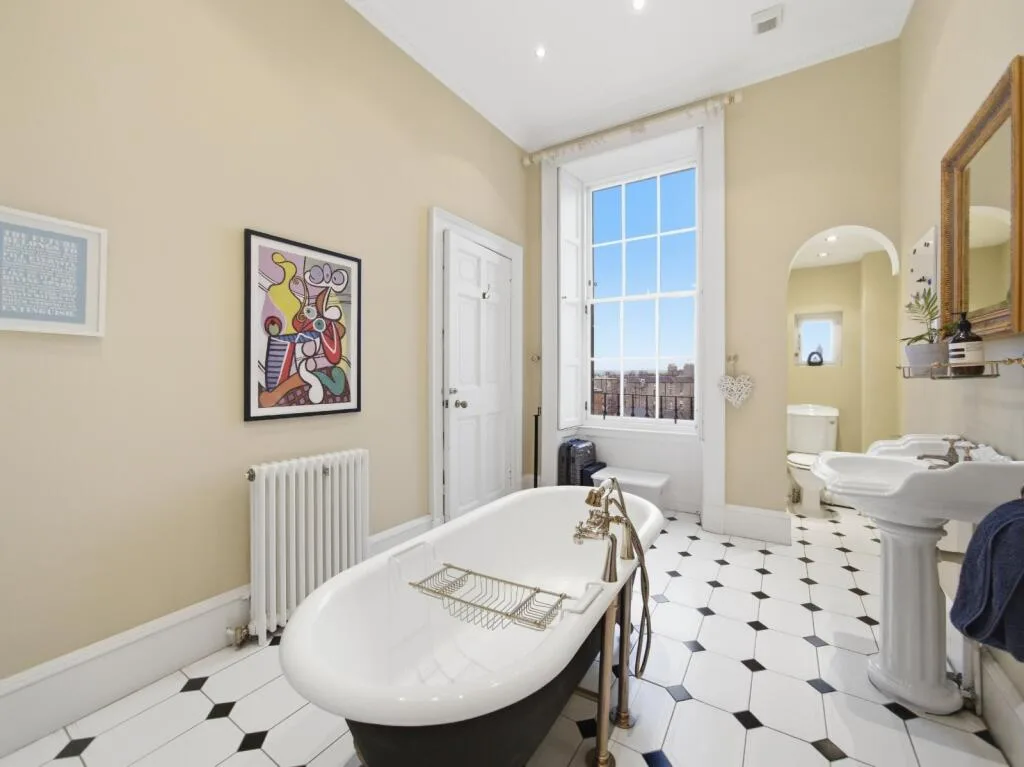 5 bedroom house for rent