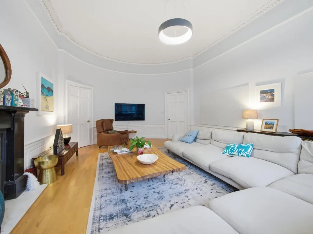 5 bedroom house for rent