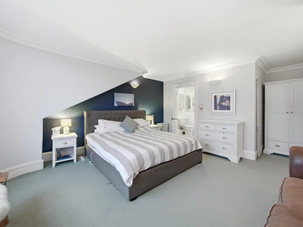 5 bedroom house for rent