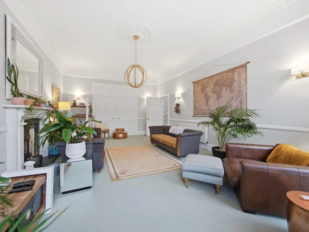5 bedroom house for rent