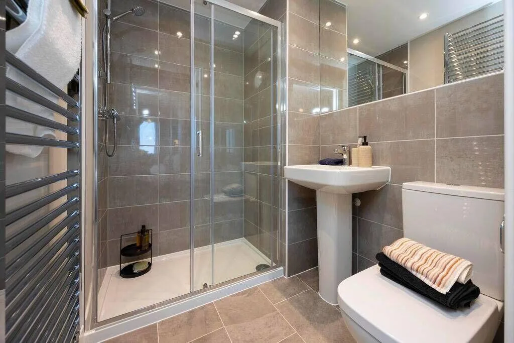 2 bedroom semi-detached house for rent