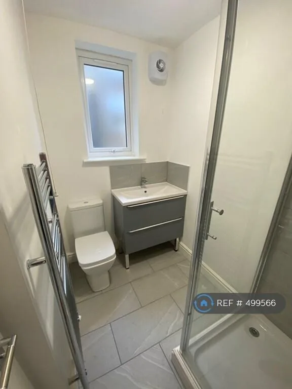 4 bedroom flat for rent